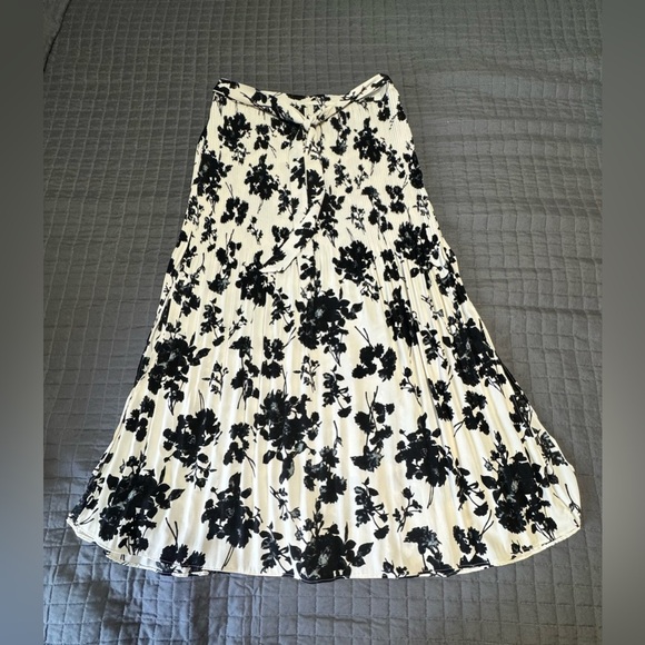 Maxi skirt - Picture 5 of 10